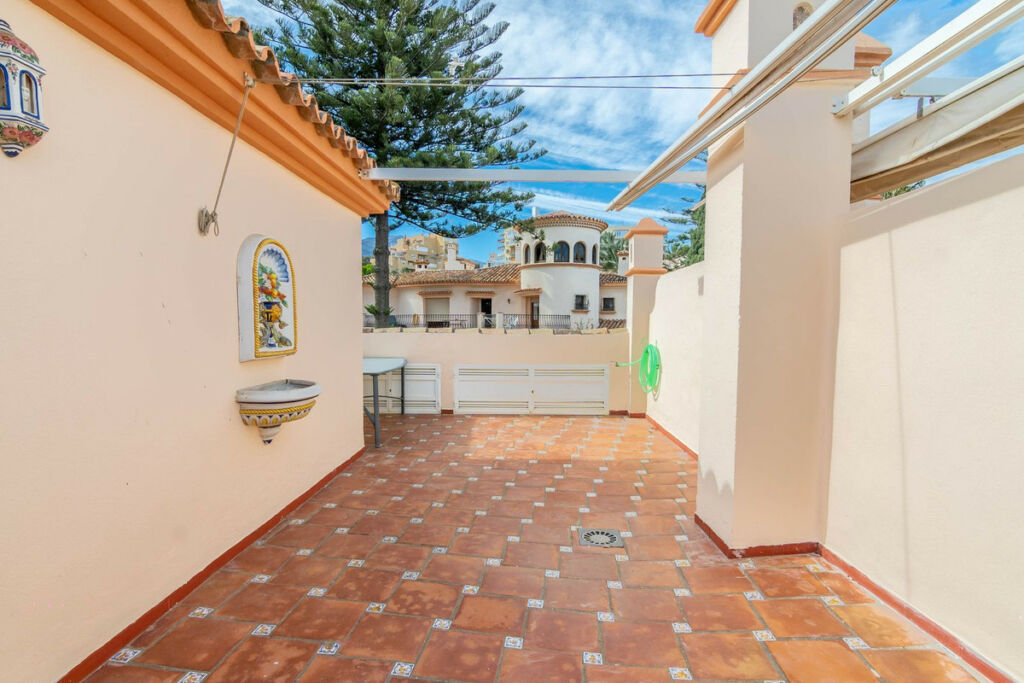 Townhouse Estepona Málaga - image 35