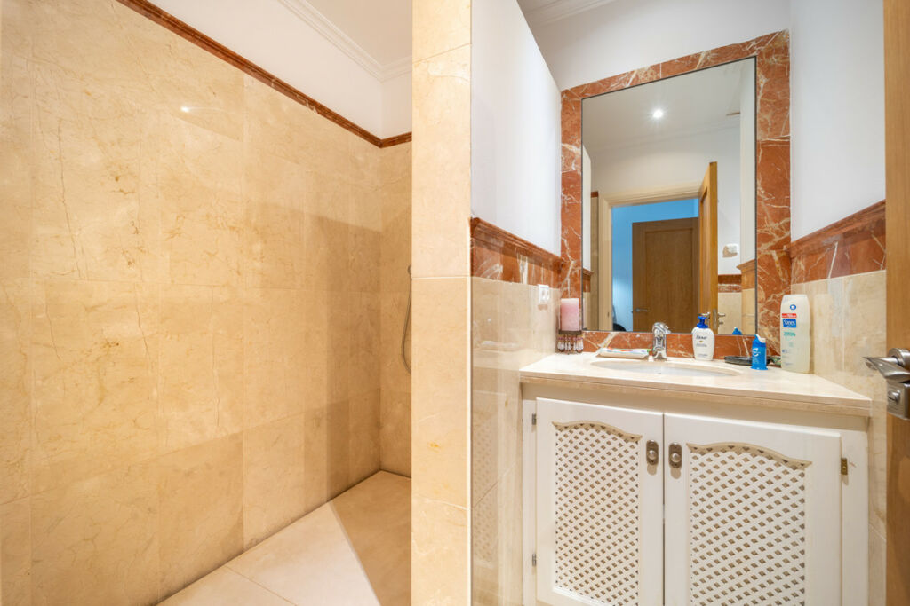 Detached Villa Istán Málaga - image 35