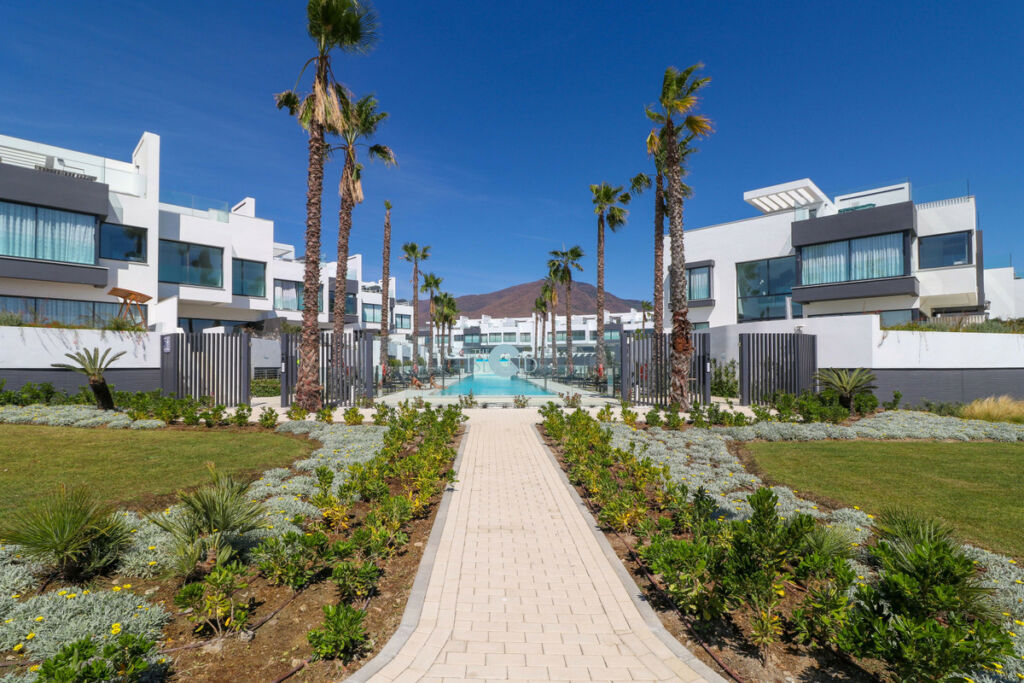 Townhouse Estepona Málaga - image 35