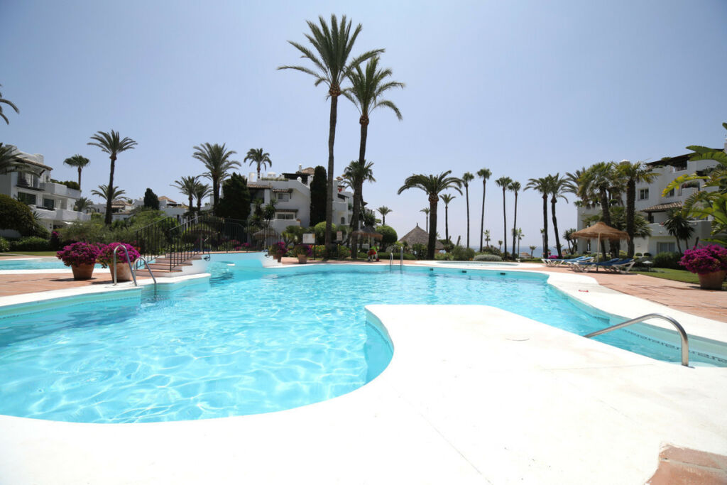 Ground Floor Apartment Estepona Málaga - image 35