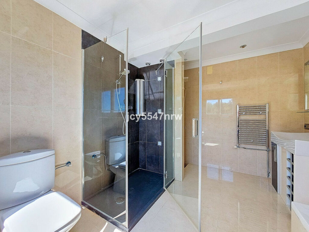 Detached Villa Moraira Alicante - image 35