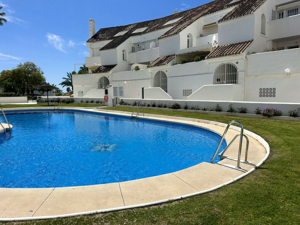 Penthouse Duplex Nueva Andalucía Málaga - image 35