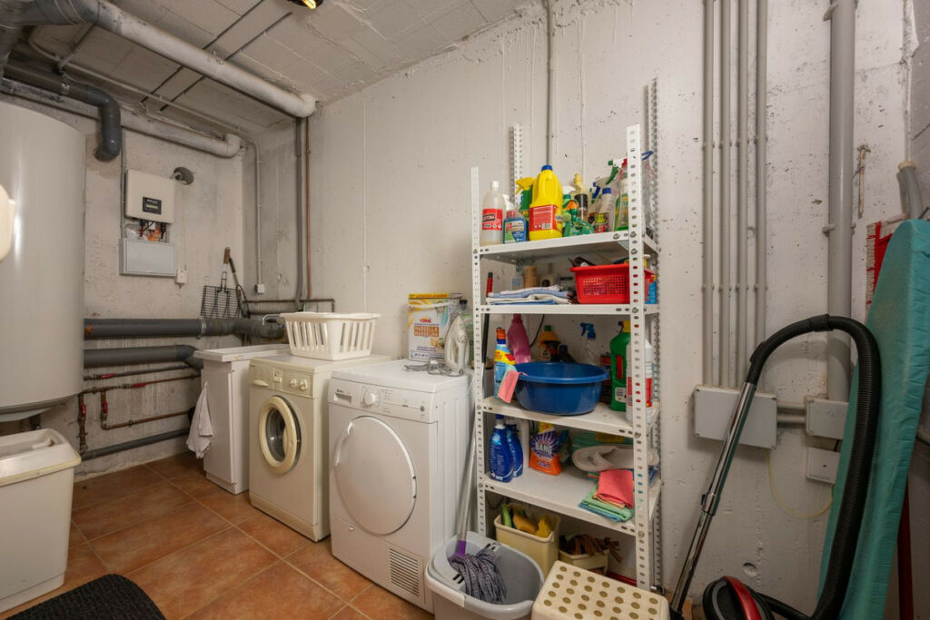 Detached Villa Elviria Málaga - image 37