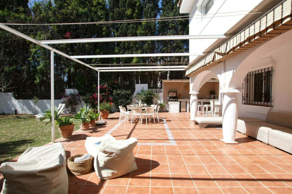 Detached Villa Costabella Málaga - image 35