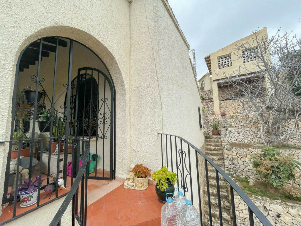 Detached Villa Montemar Alicante - image 35
