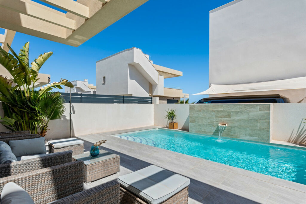 Detached Villa Los Montesinos Alicante - image 34
