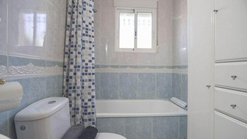 Detached Villa Villamartin Alicante - image 35