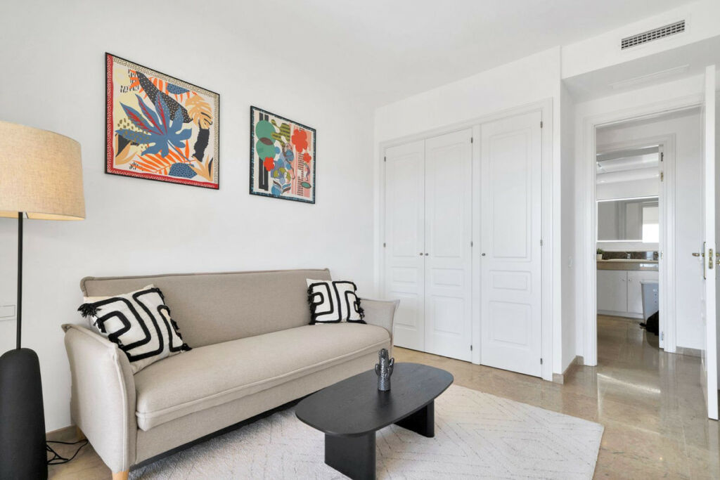 Middle Floor Apartment Elviria Málaga - image 36