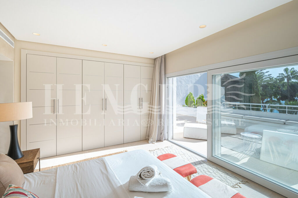 Penthouse The Golden Mile Málaga - image 36