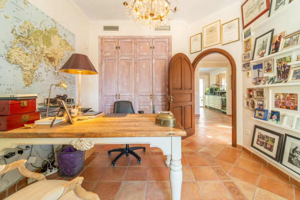 Detached Villa Benalmadena Málaga - image 36