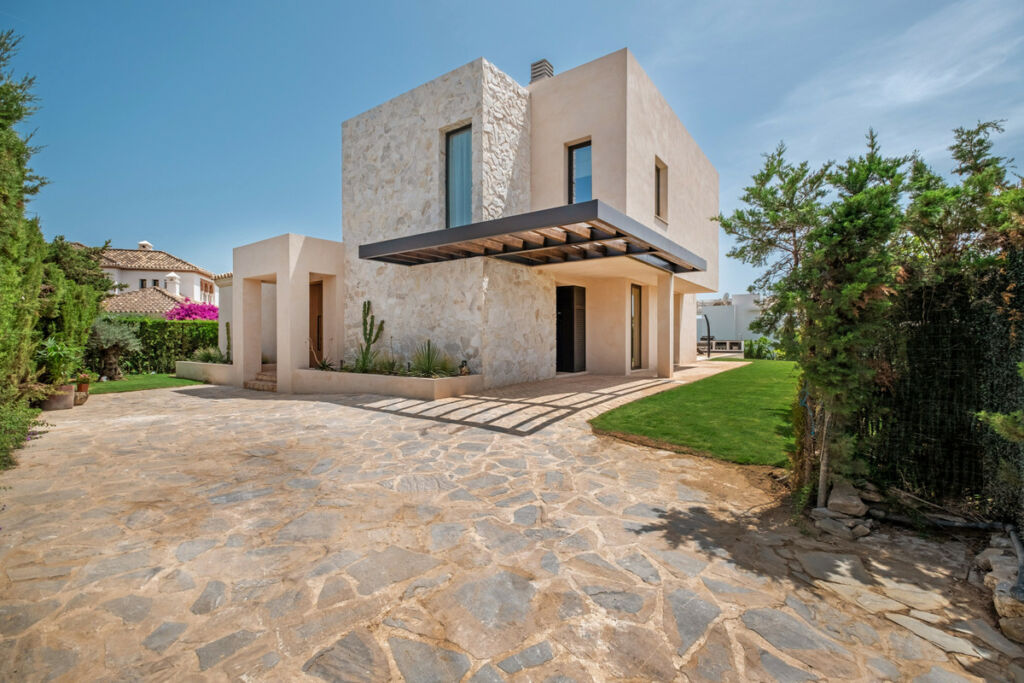 Detached Villa Benahavís Málaga - image 36