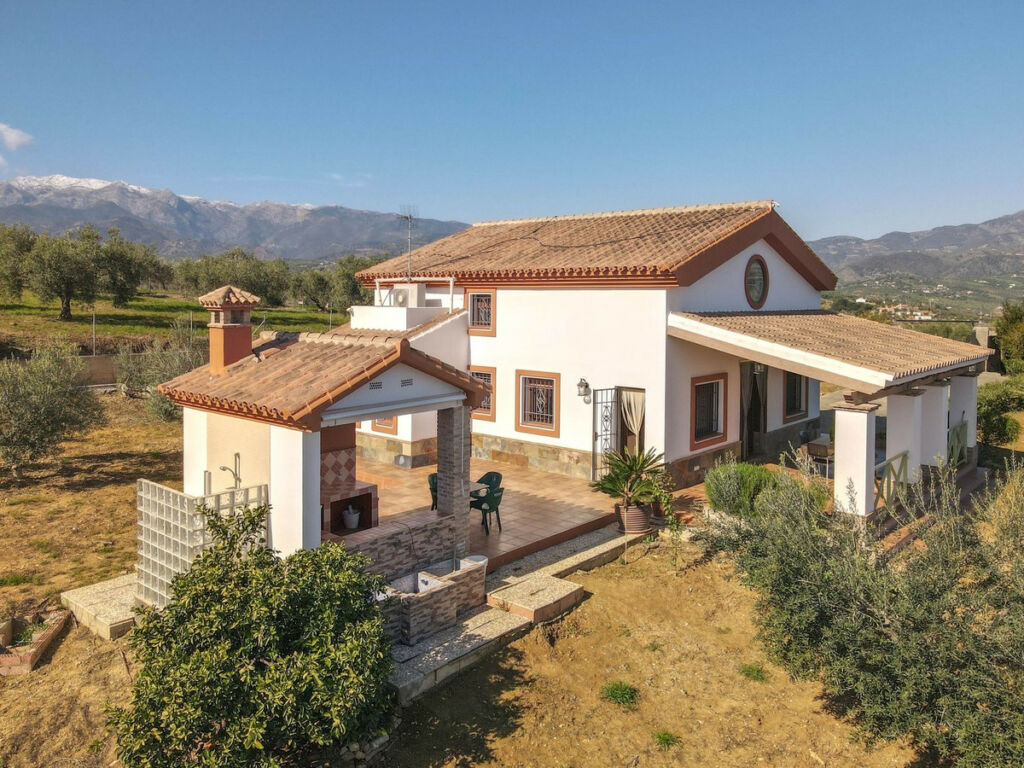 Detached Villa Guaro Málaga - image 36