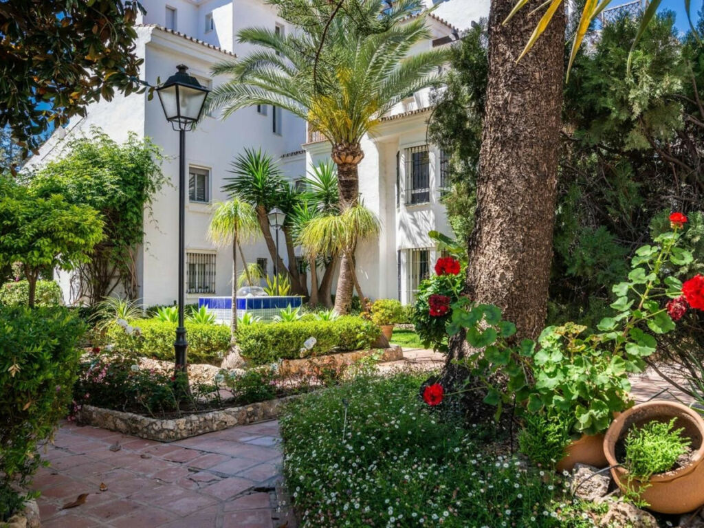 Penthouse Nueva Andalucía Málaga - image 36