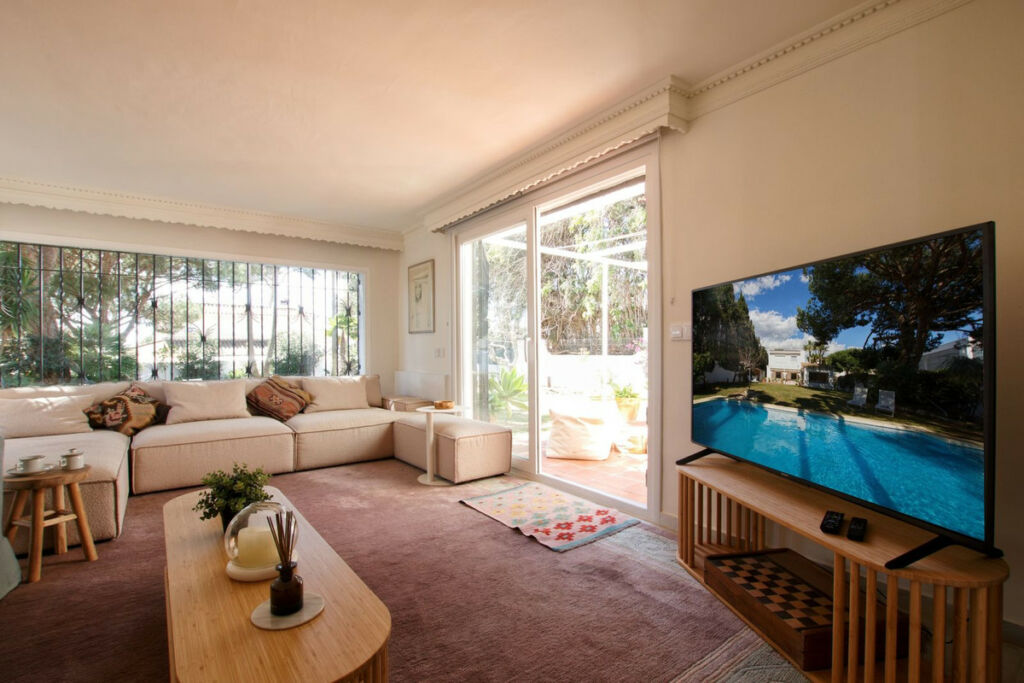 Detached Villa Costabella Málaga - image 37