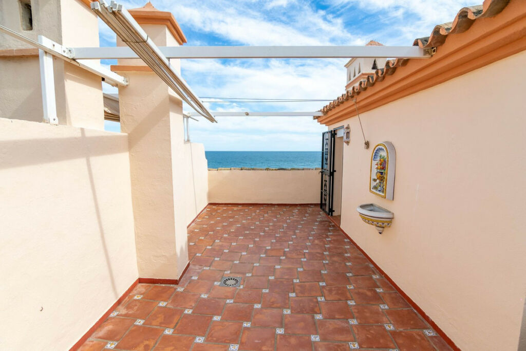 Townhouse Estepona Málaga - image 37