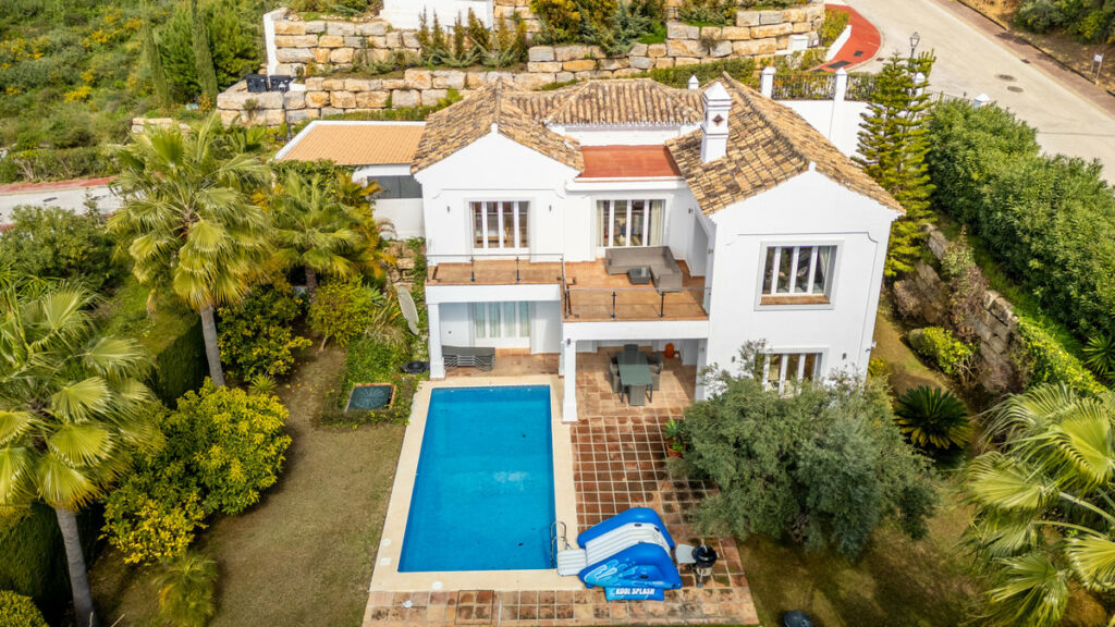 Detached Villa Istán Málaga - image 37