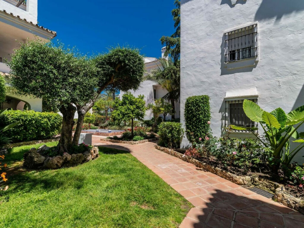Penthouse Nueva Andalucía Málaga - image 37