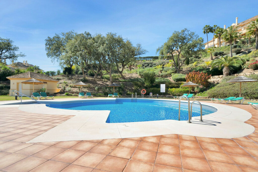 Middle Floor Apartment Elviria Málaga - image 37