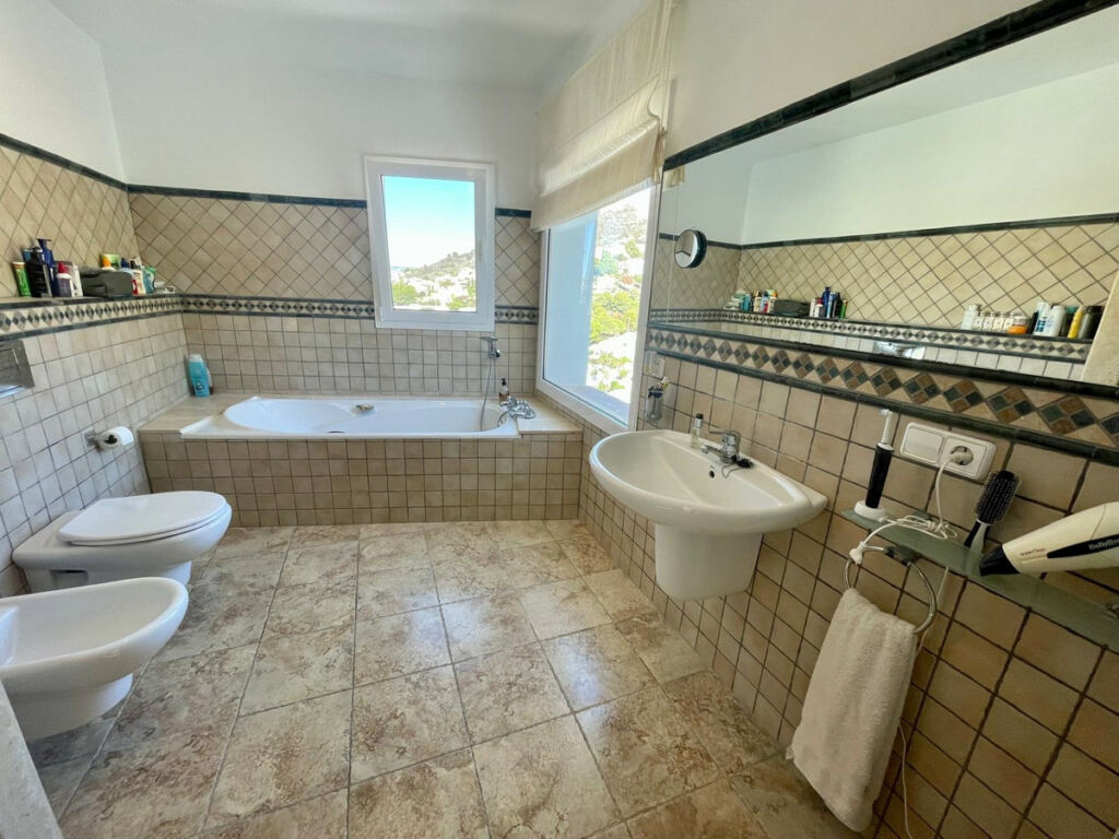 Detached Villa El Portet Alicante - image 37