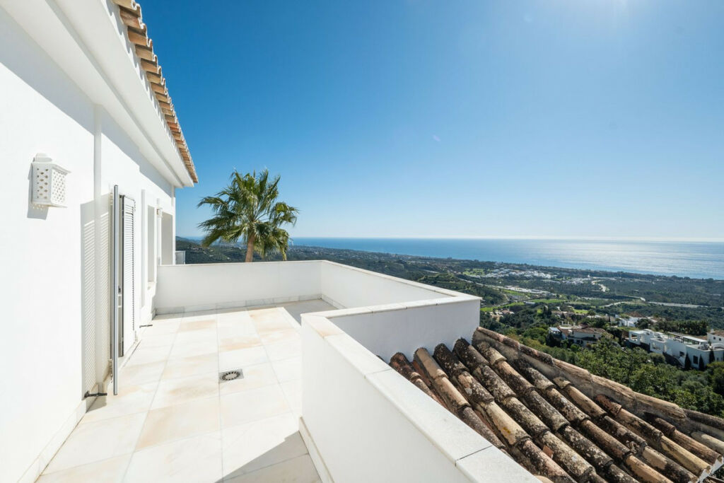 Detached Villa Marbella Málaga - image 38
