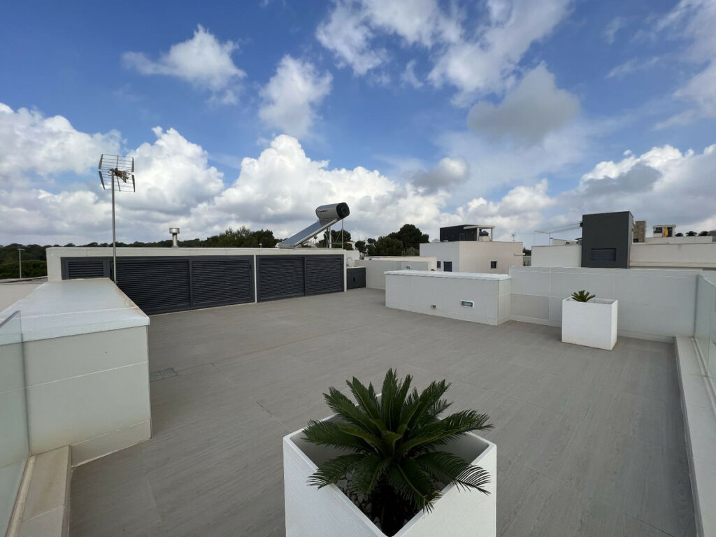 Detached Villa San Miguel de Salinas Alicante - image 37