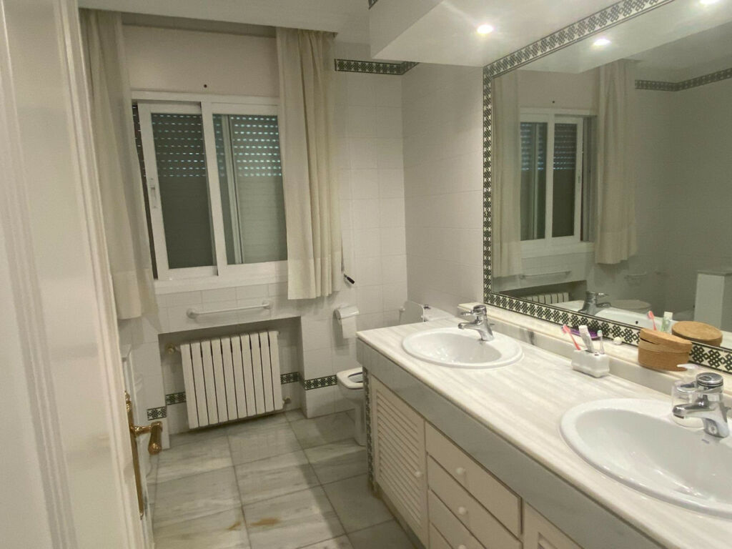 Detached Villa Guadalmina Baja Málaga - image 38