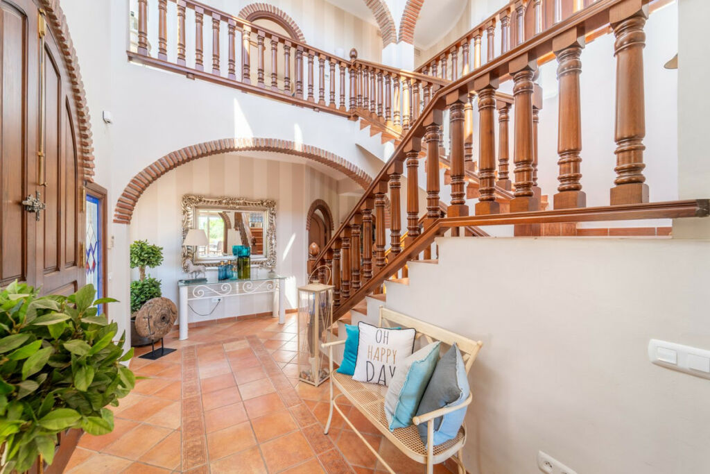 Detached Villa Benalmadena Málaga - image 38