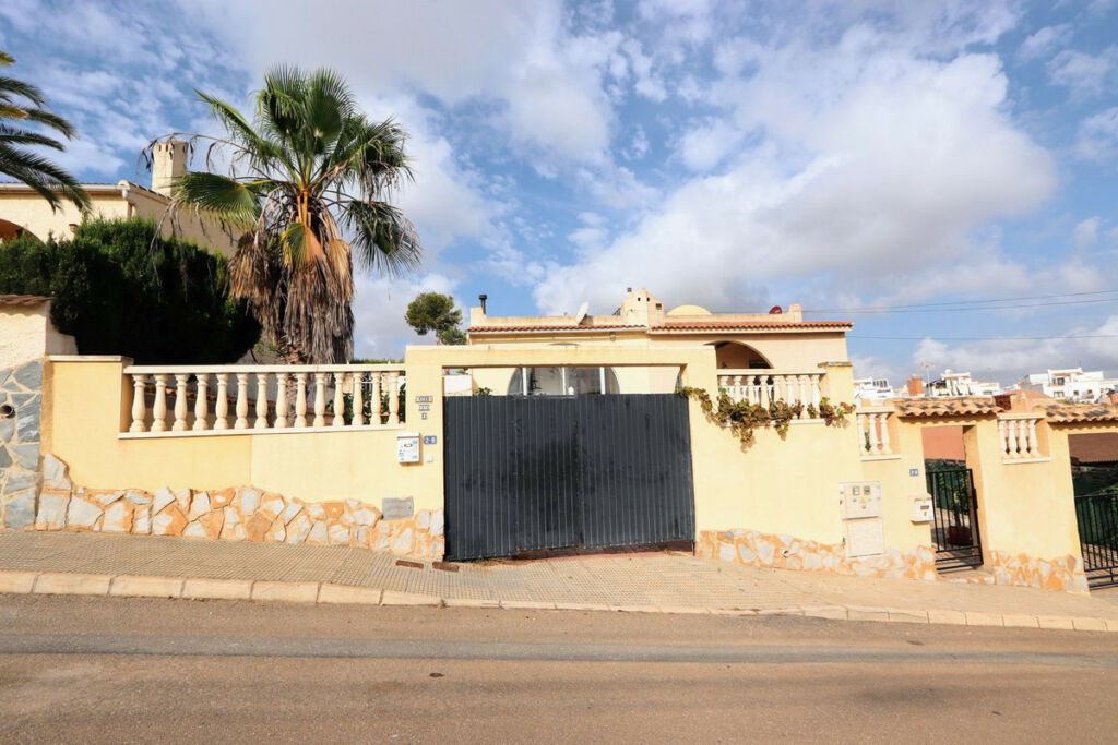 Detached Villa Los Balcones Alicante - image 38