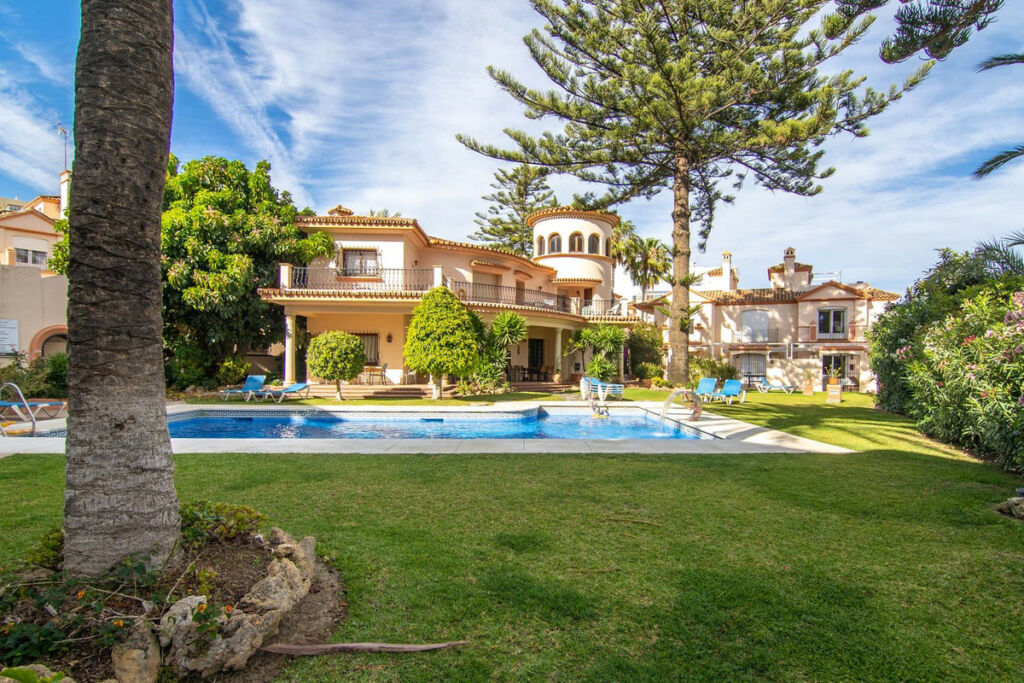 Townhouse Estepona Málaga - image 38
