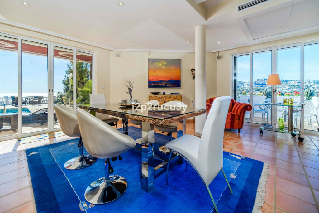 Detached Villa Moraira Alicante - image 39