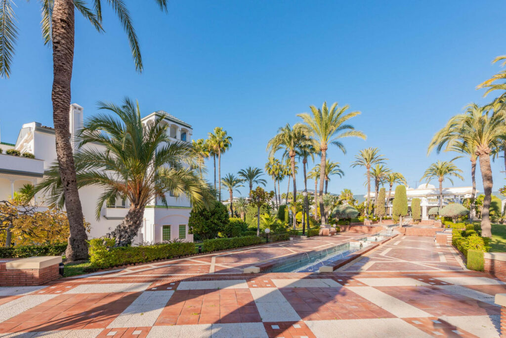 Penthouse Duplex Estepona Málaga - image 36
