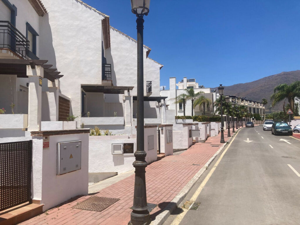 Townhouse Estepona Málaga - image 39