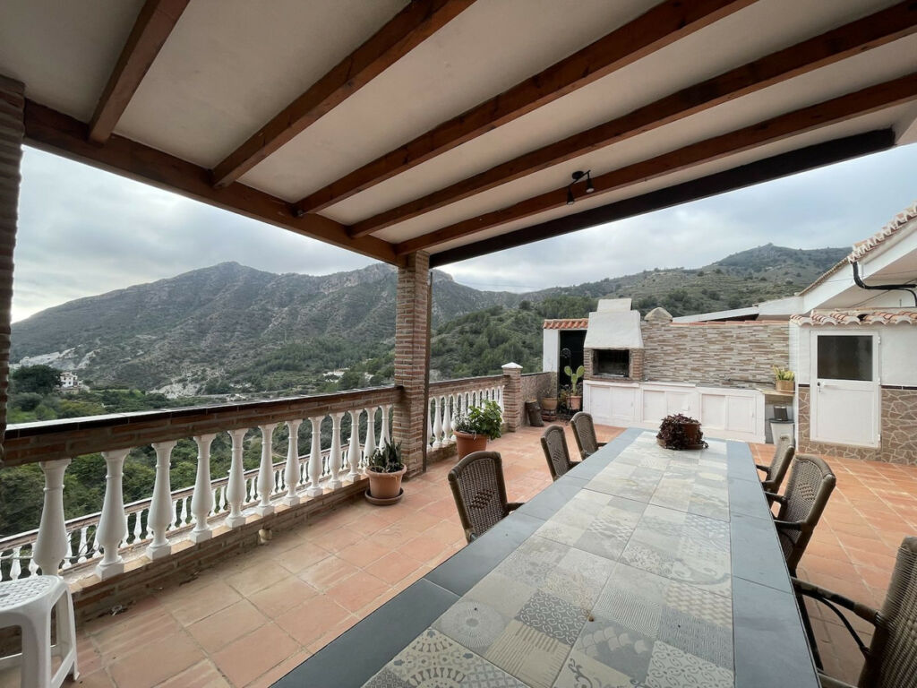 Semi-Detached House Río de la Miel Málaga - image 4