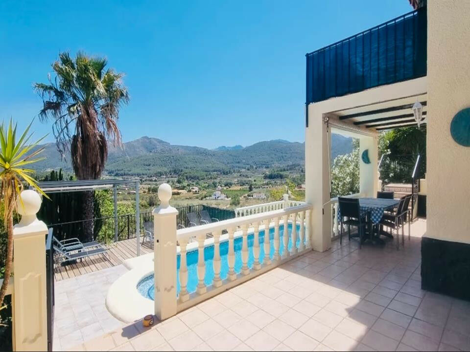 Townhouse Jalon Alicante - image 8