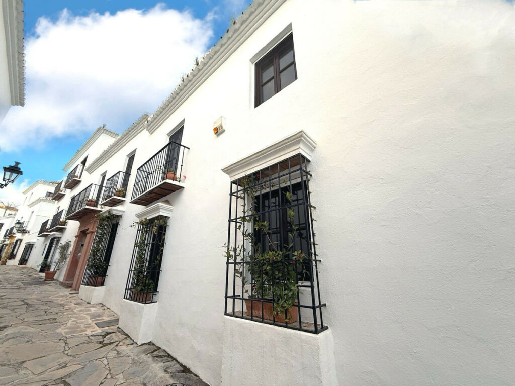 Semi-Detached House Marbella Málaga - image 4