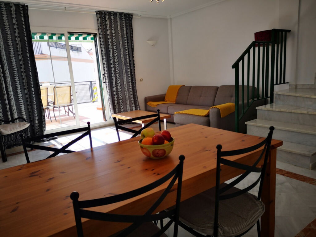 Townhouse Cabopino Málaga - image 4