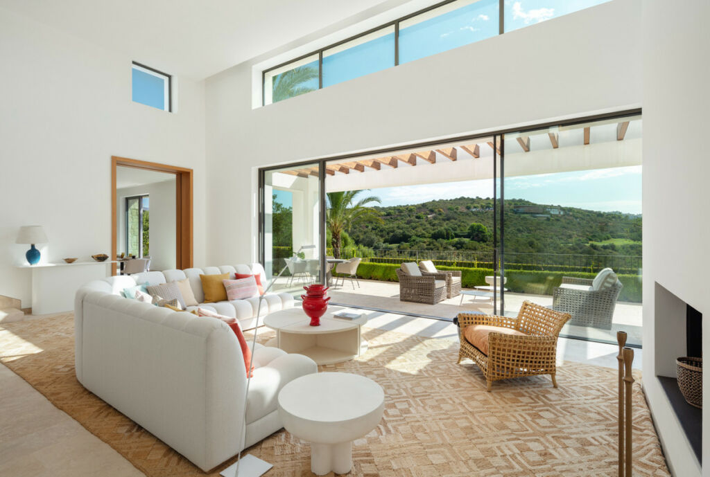 Detached Villa Casares Málaga - image 4