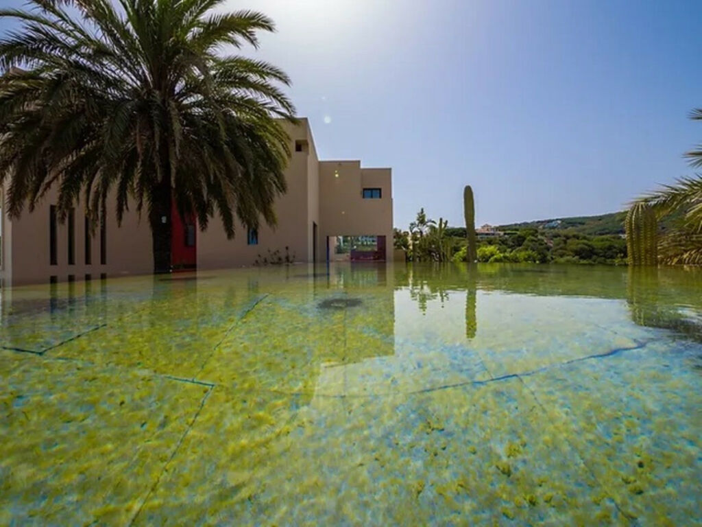 Detached Villa Sotogrande Alto Cádiz - image 4