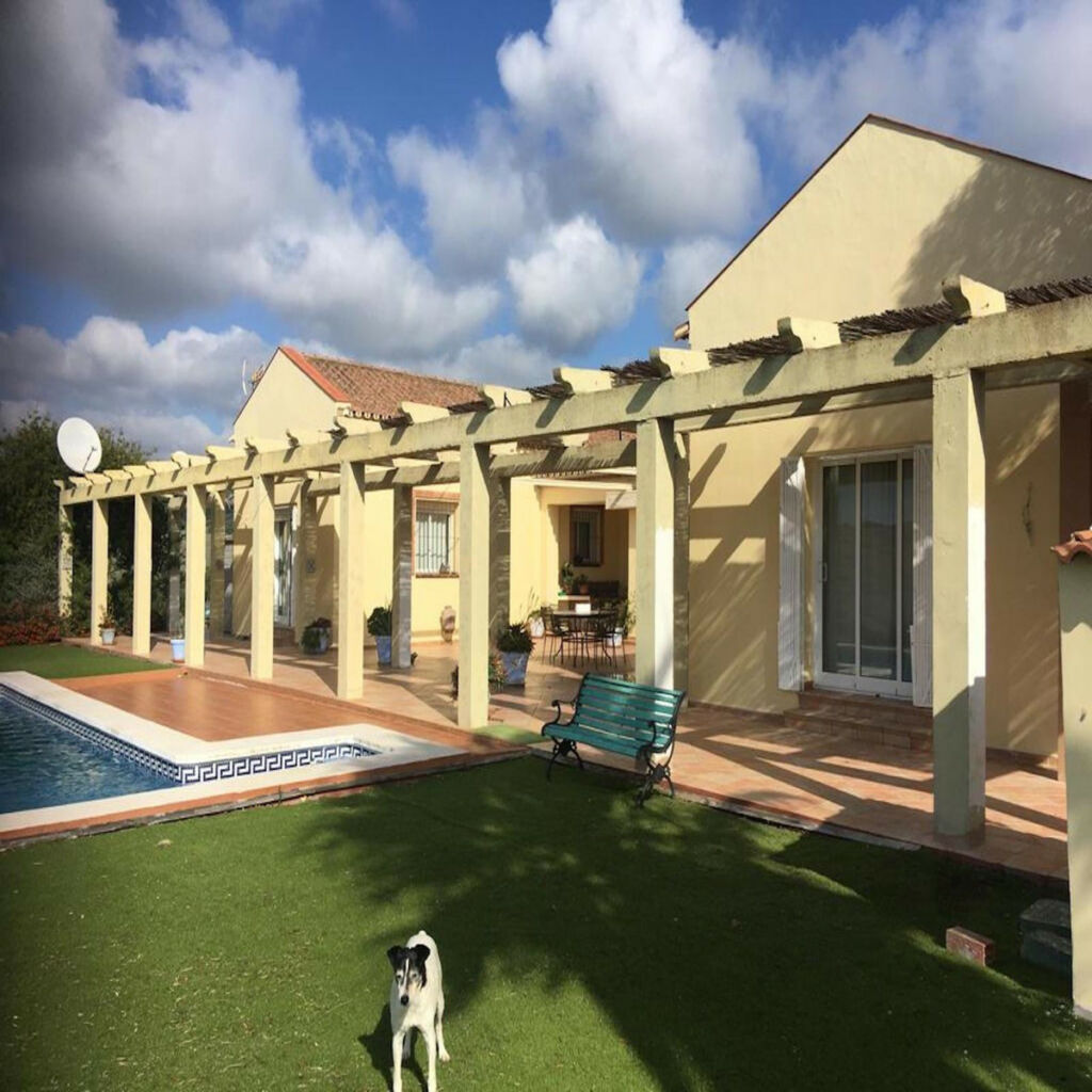 Detached Villa San Martín de Tesorillo Cádiz - image 4
