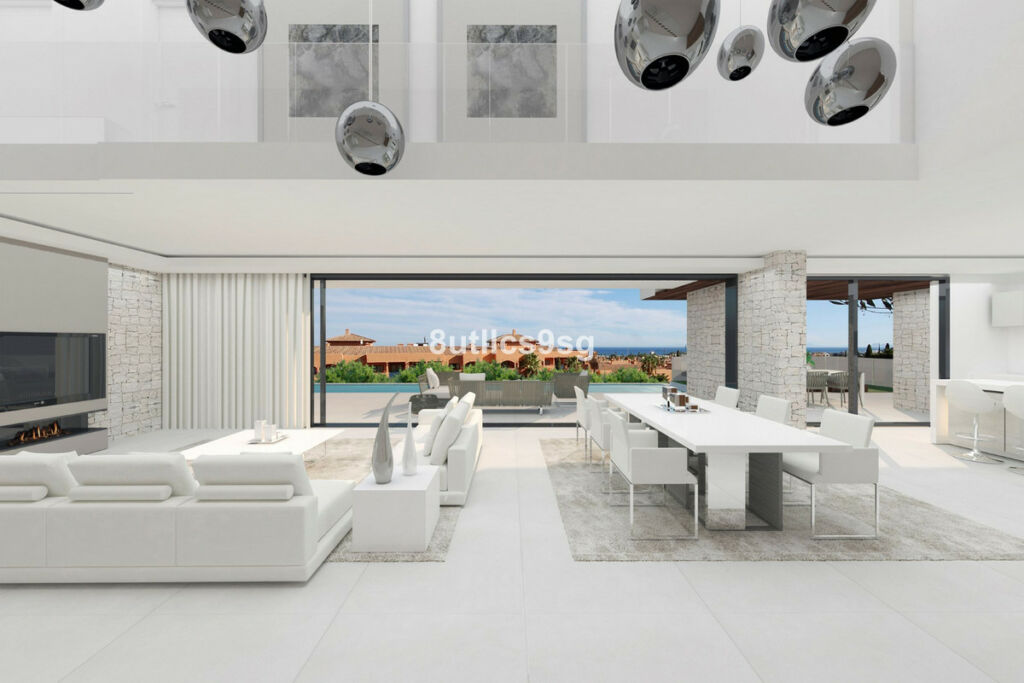 Detached Villa Los Flamingos Málaga - image 4