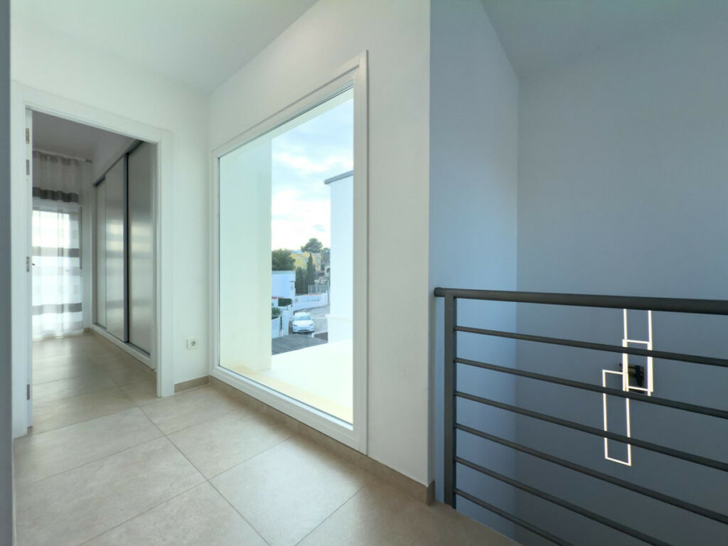 Bungalow La Nucia Alicante - image 4
