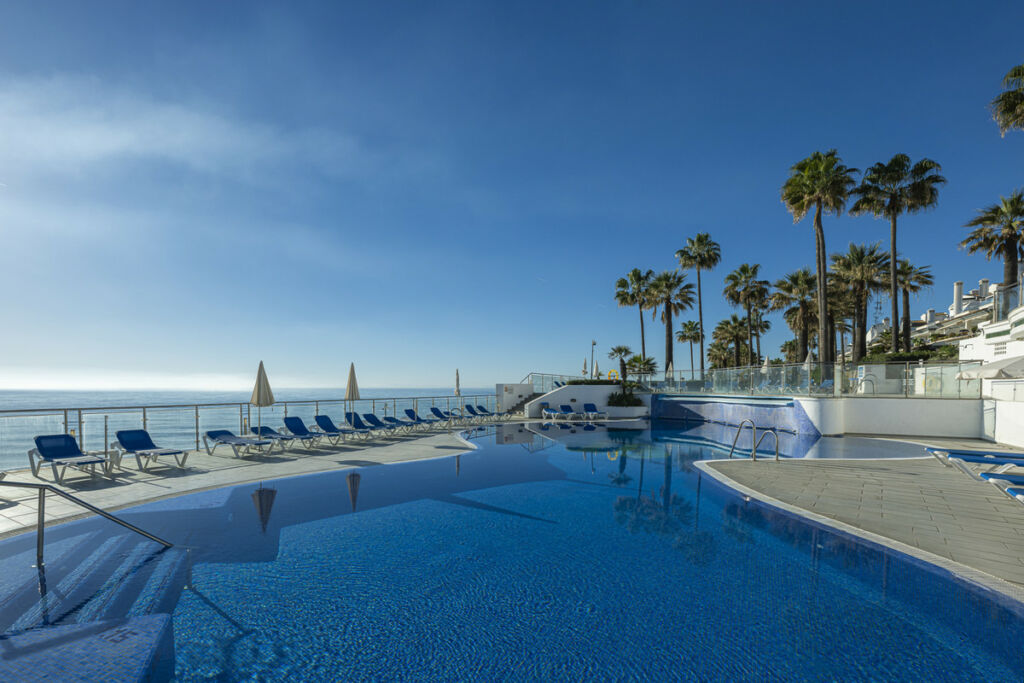Penthouse Duplex Estepona Málaga - image 4