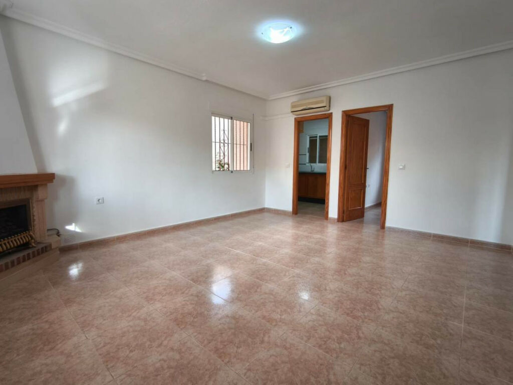 Detached Villa Algorfa Alicante - image 6