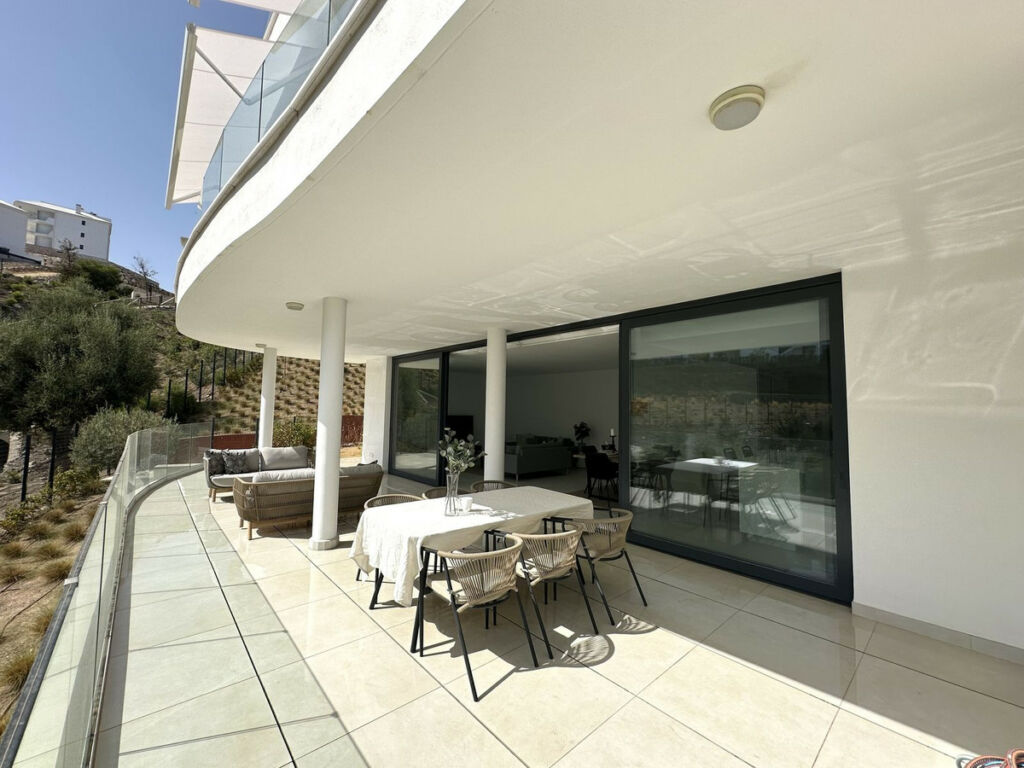 Ground Floor Apartment Fuengirola Málaga - image 5