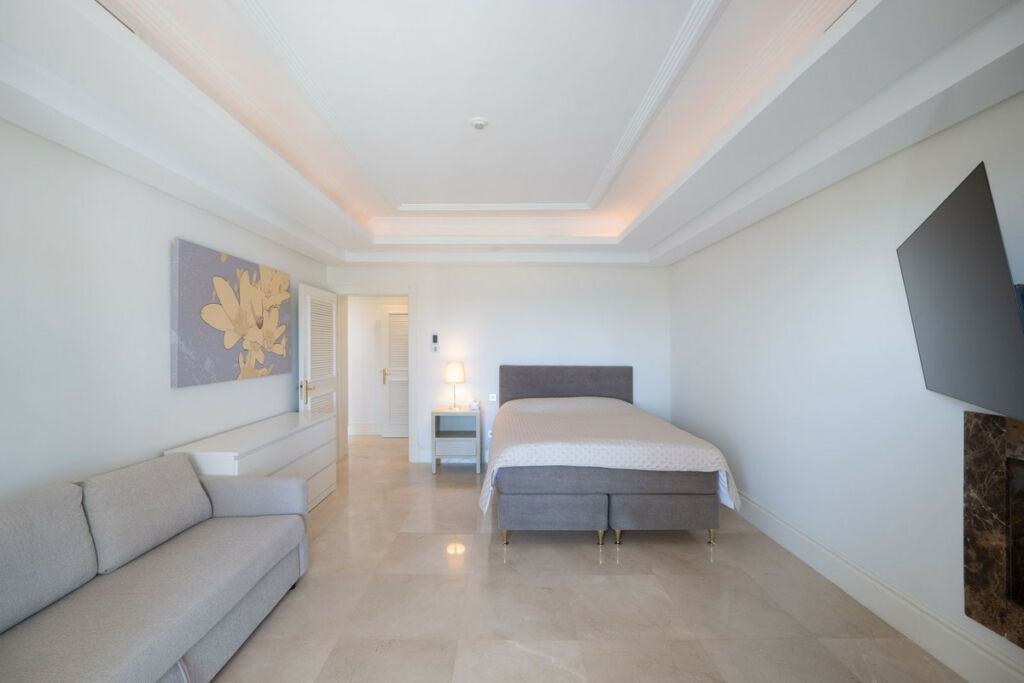 Detached Villa Marbella Málaga - image 5