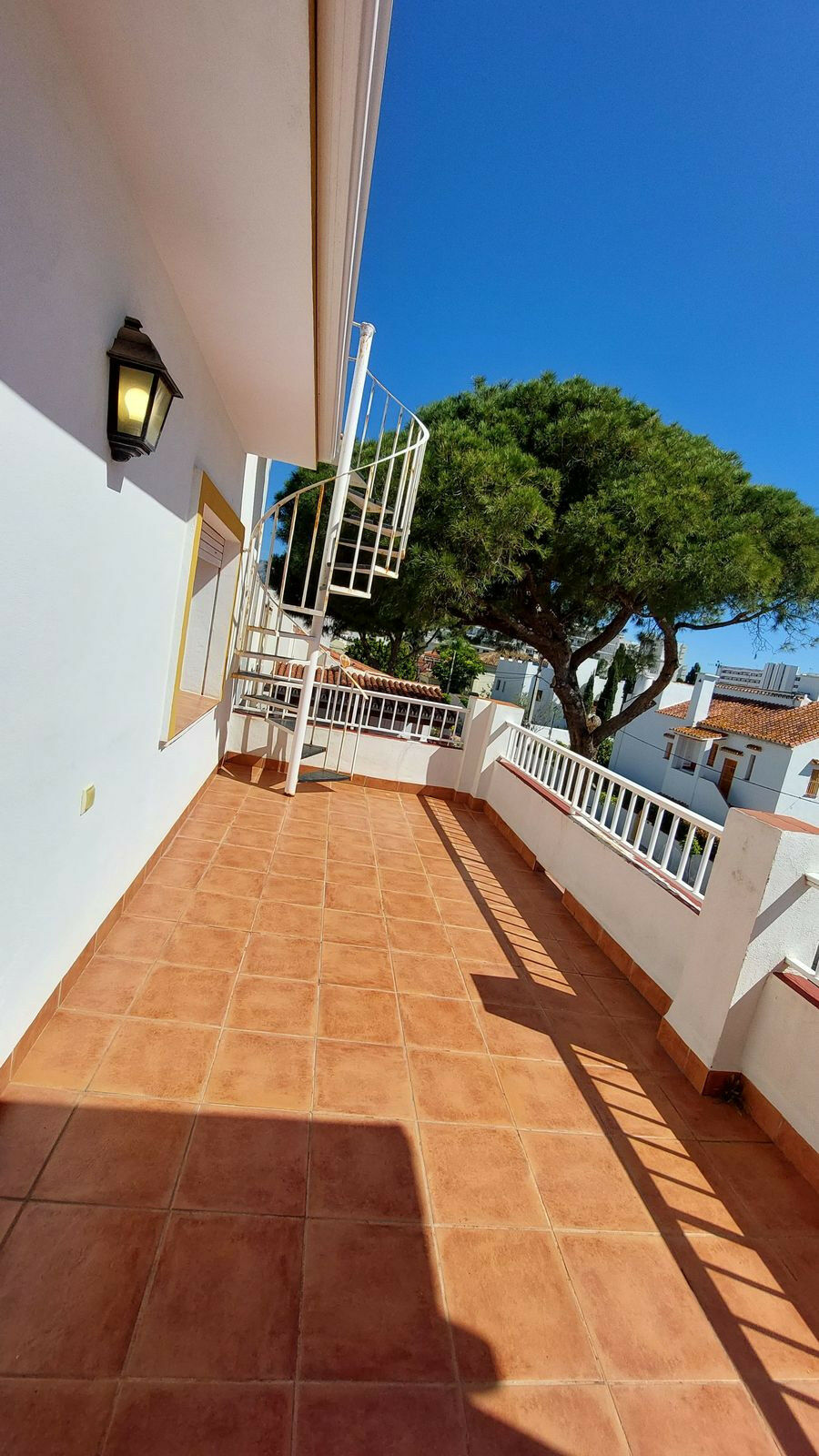 Top Floor Apartment Fuengirola Málaga - image 5