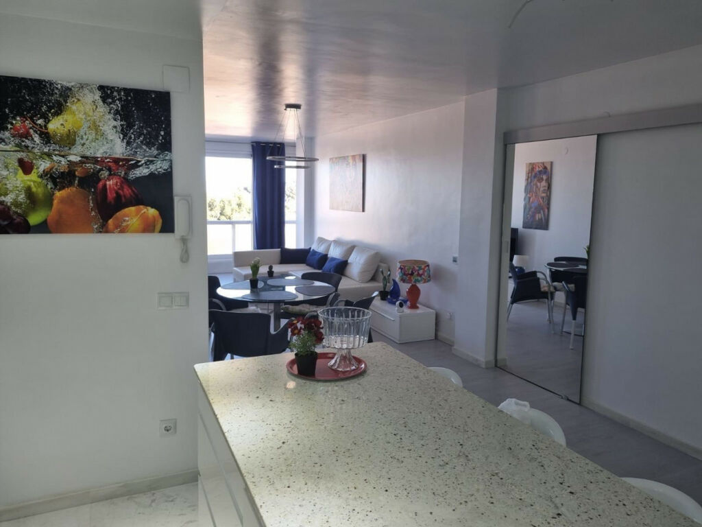 Penthouse Torrevieja Alicante - image 4