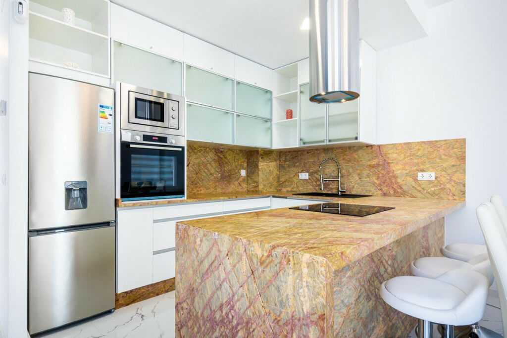 Detached Villa Villamartin Alicante - image 4