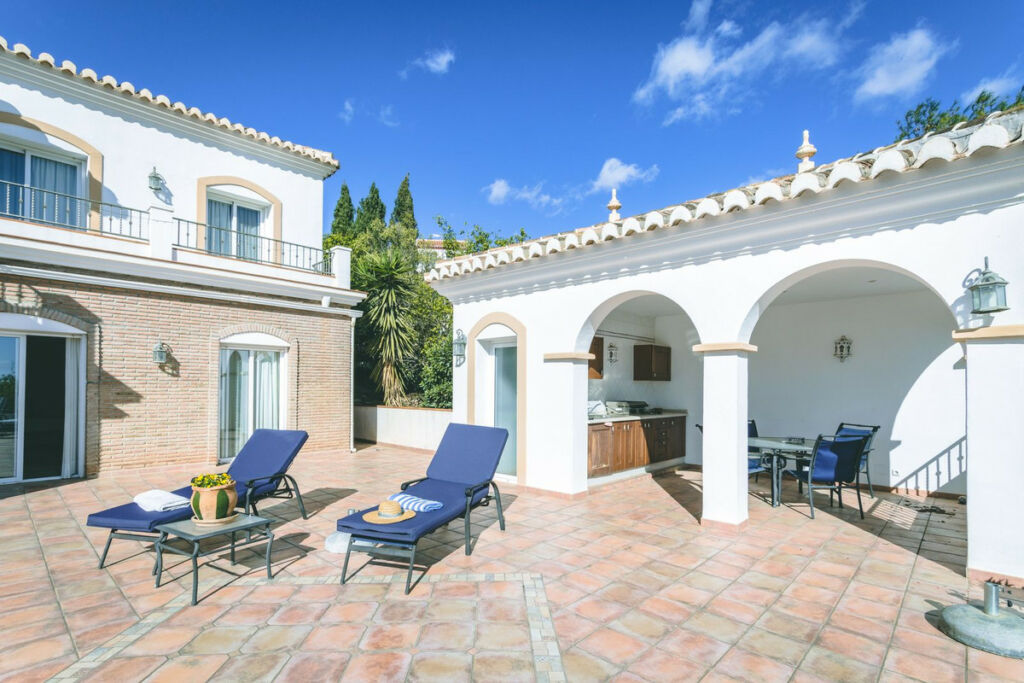 Detached Villa Frigiliana Málaga - image 4