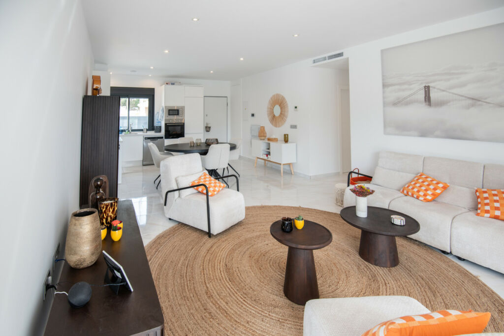 Detached Villa Pinar de Campoverde Alicante - image 4